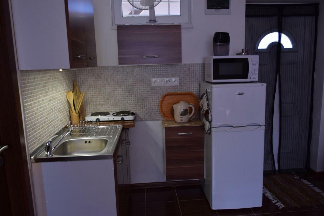 Belany Studios Veľký Meder Esterno foto